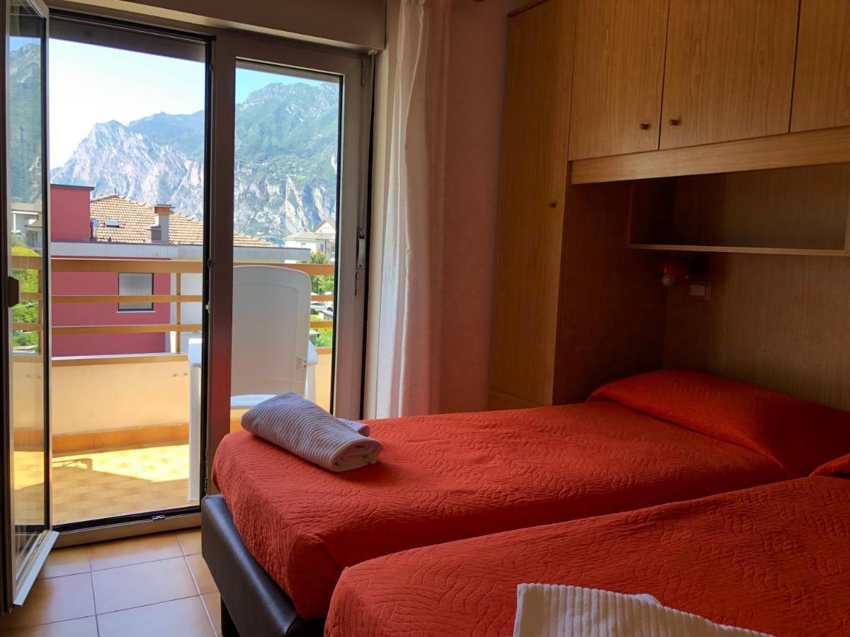 Hotel Garni Villa Magnolia Torbole Sul Garda Exterior photo