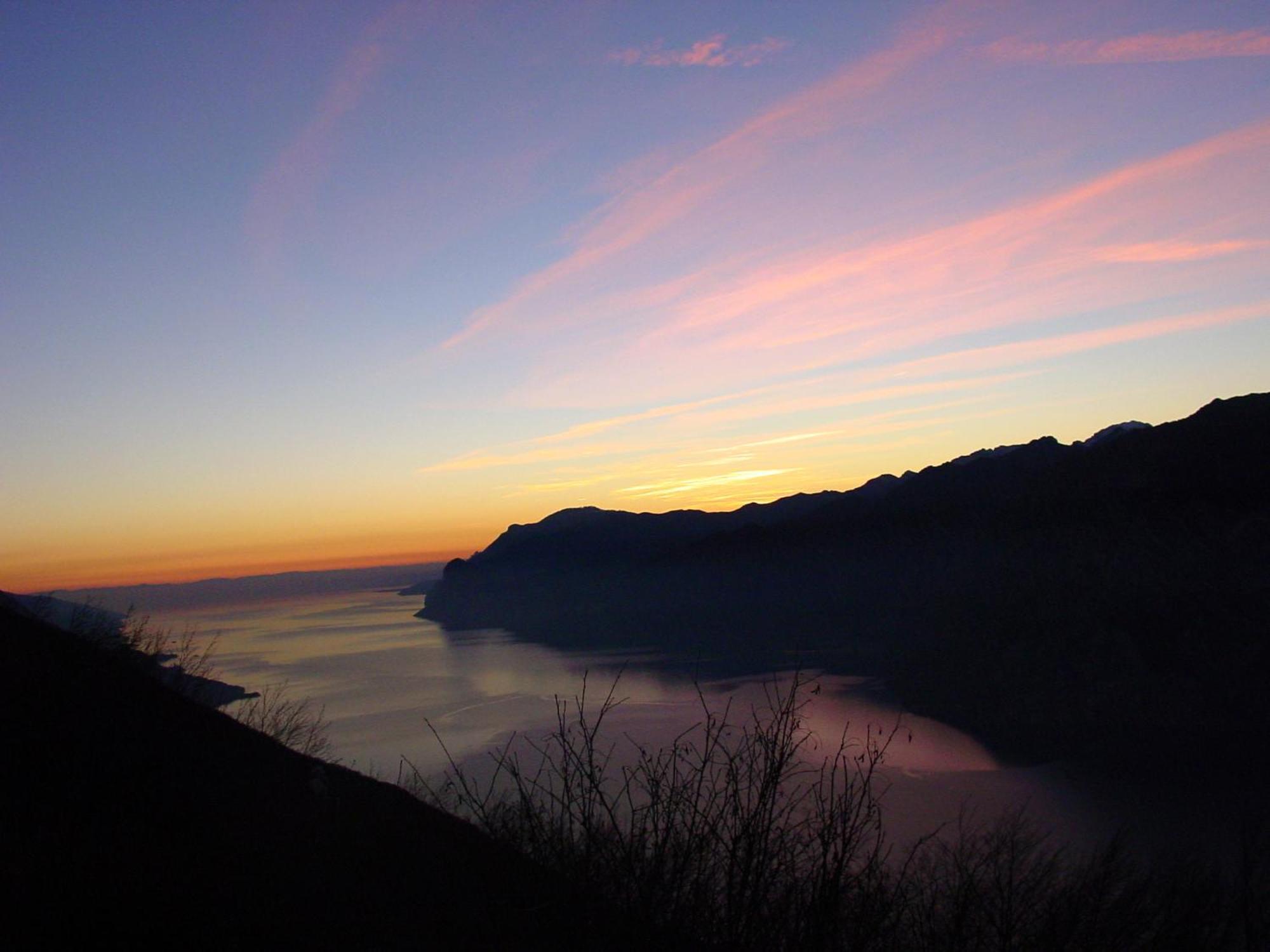 Hotel Garni Villa Magnolia Torbole Sul Garda Exterior photo