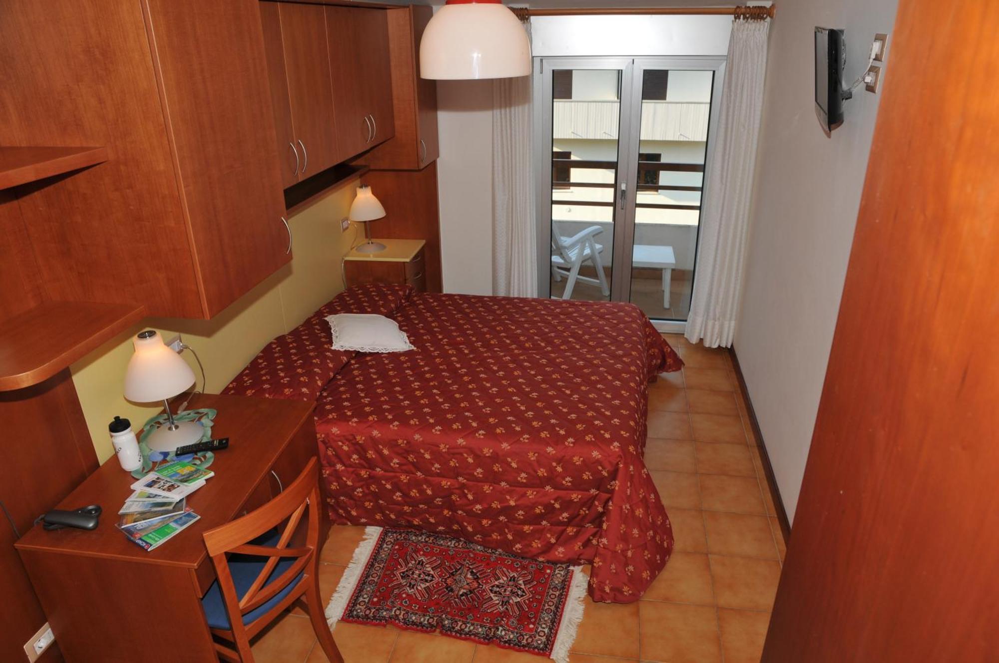 Hotel Garni Villa Magnolia Torbole Sul Garda Exterior photo