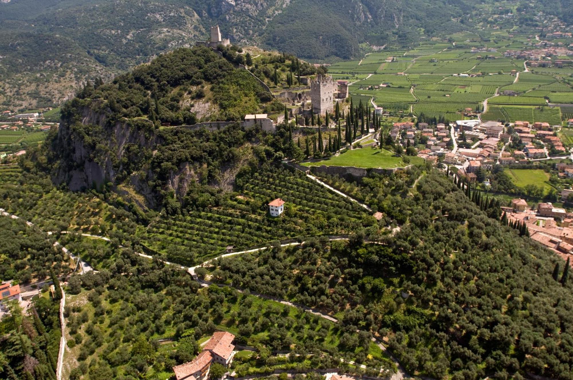 Hotel Garni Villa Magnolia Torbole Sul Garda Exterior photo