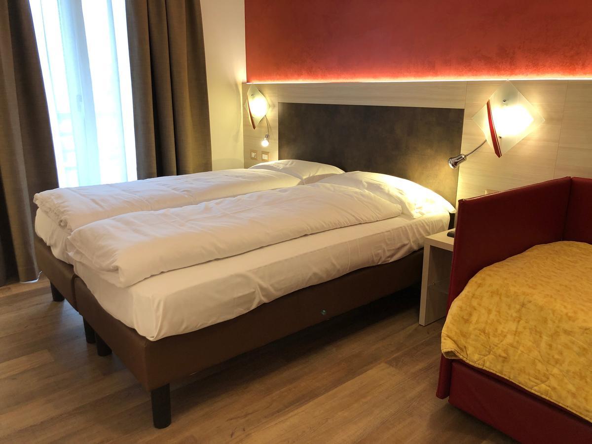 Hotel Garni Villa Magnolia Torbole Sul Garda Exterior photo